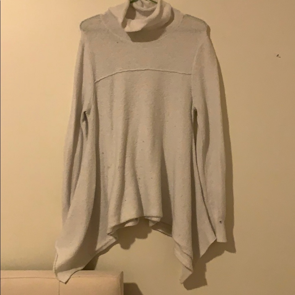White turtleneck sweater